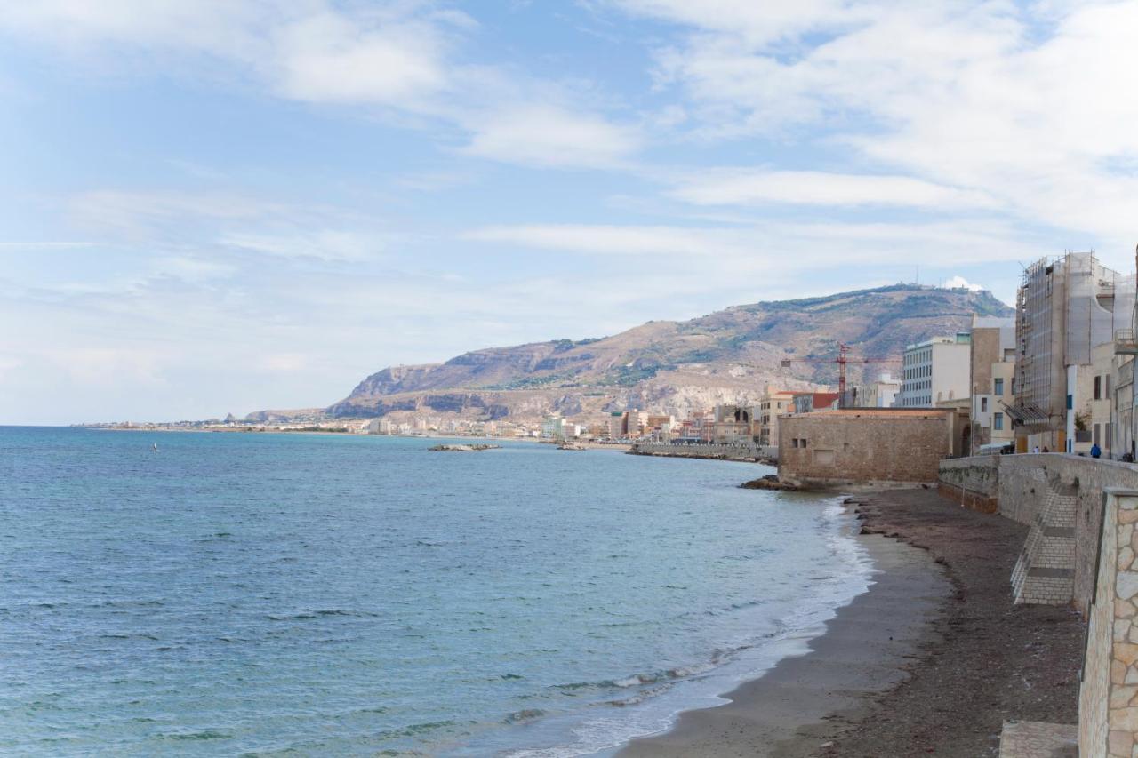Le Cale Bed and Breakfast Trapani Buitenkant foto
