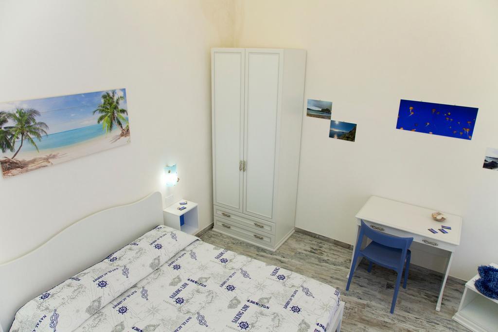 Le Cale Bed and Breakfast Trapani Kamer foto