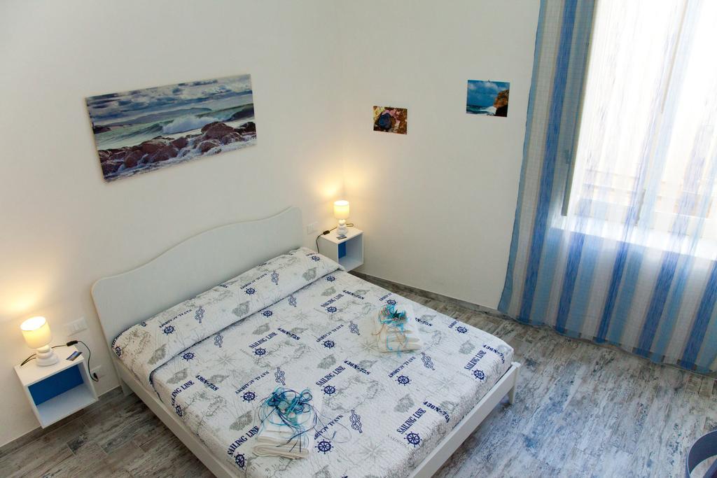 Le Cale Bed and Breakfast Trapani Kamer foto